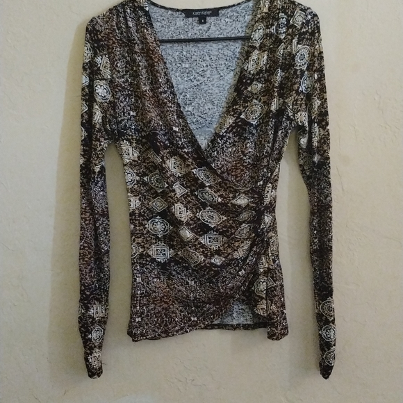 Karen Kane Tops - Karen Kane long sleeve